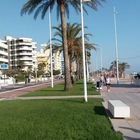 Edificio Attikos Apartman Gandía