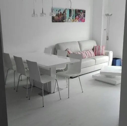 Lejlighed Edificio Attikos